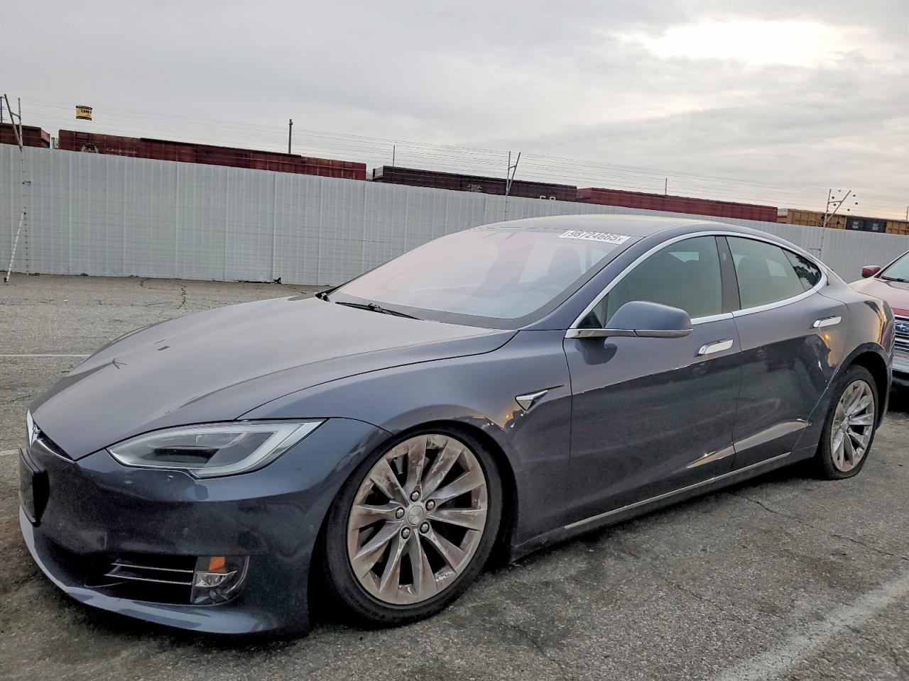 TESLA MODEL S 2018