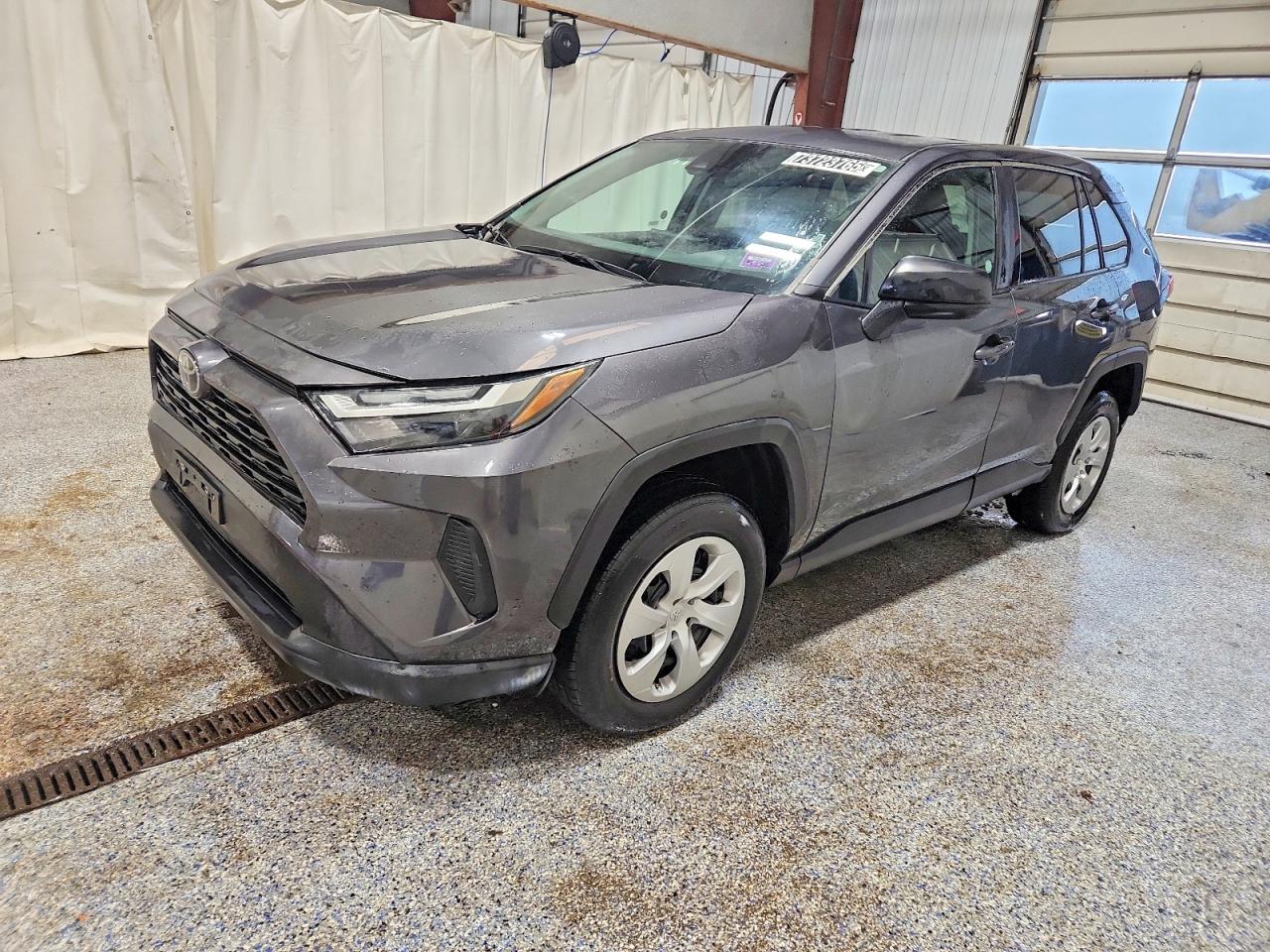 TOYOTA RAV4 LE 2024