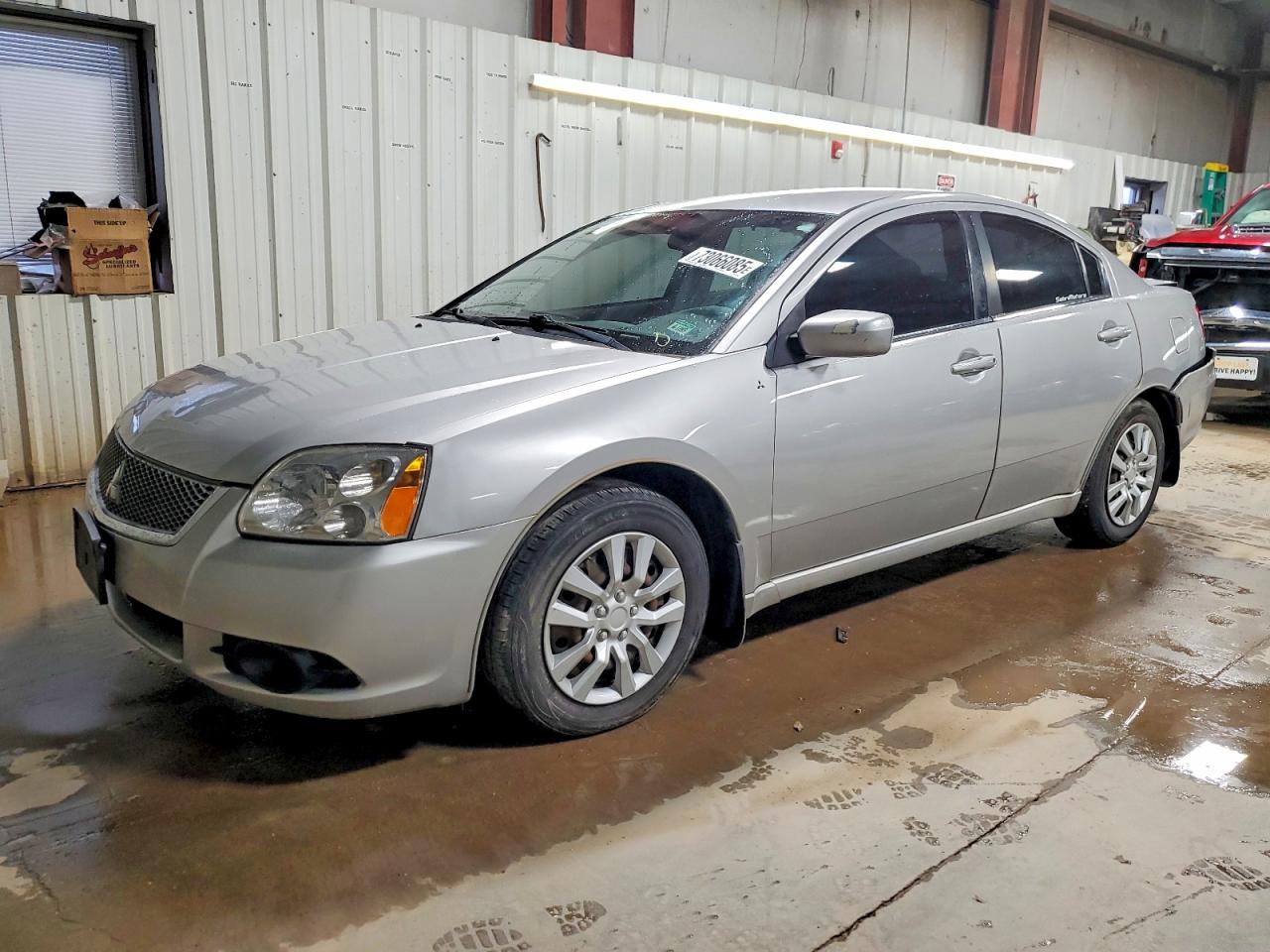 MITSUBISHI GALANT 2011
