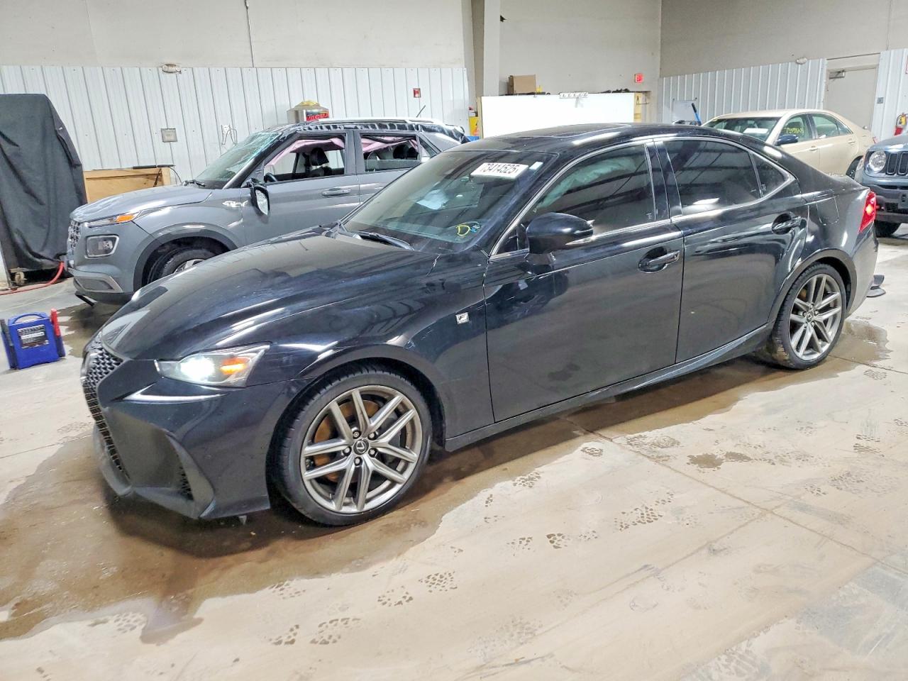 LEXUS IS 2018