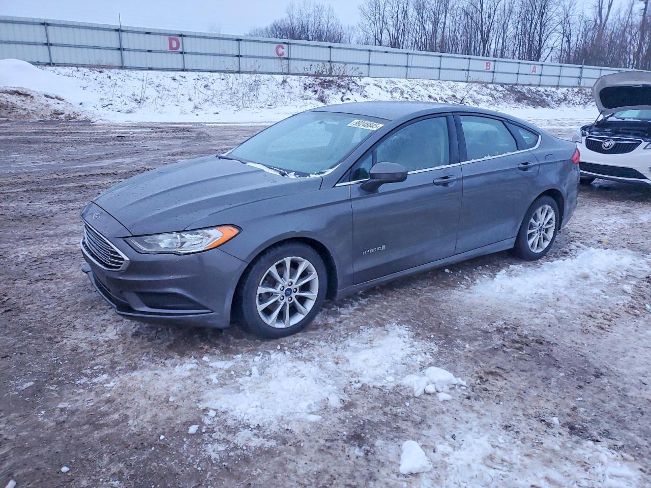 FORD FUSION S H 2017