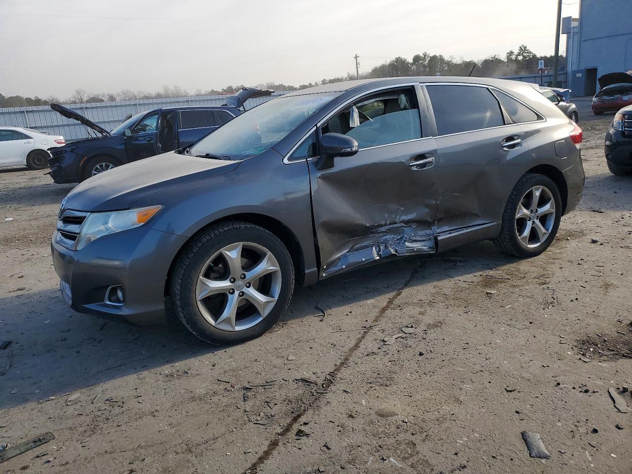 TOYOTA VENZA LE 2013