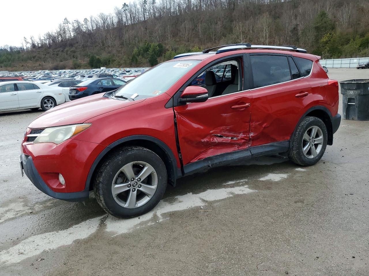 TOYOTA RAV4 2015