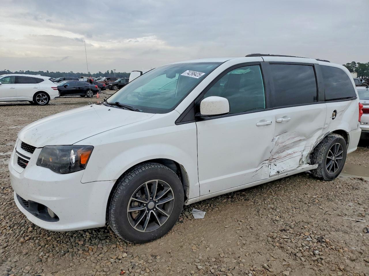 DODGE GRAND CARAVAN 2018
