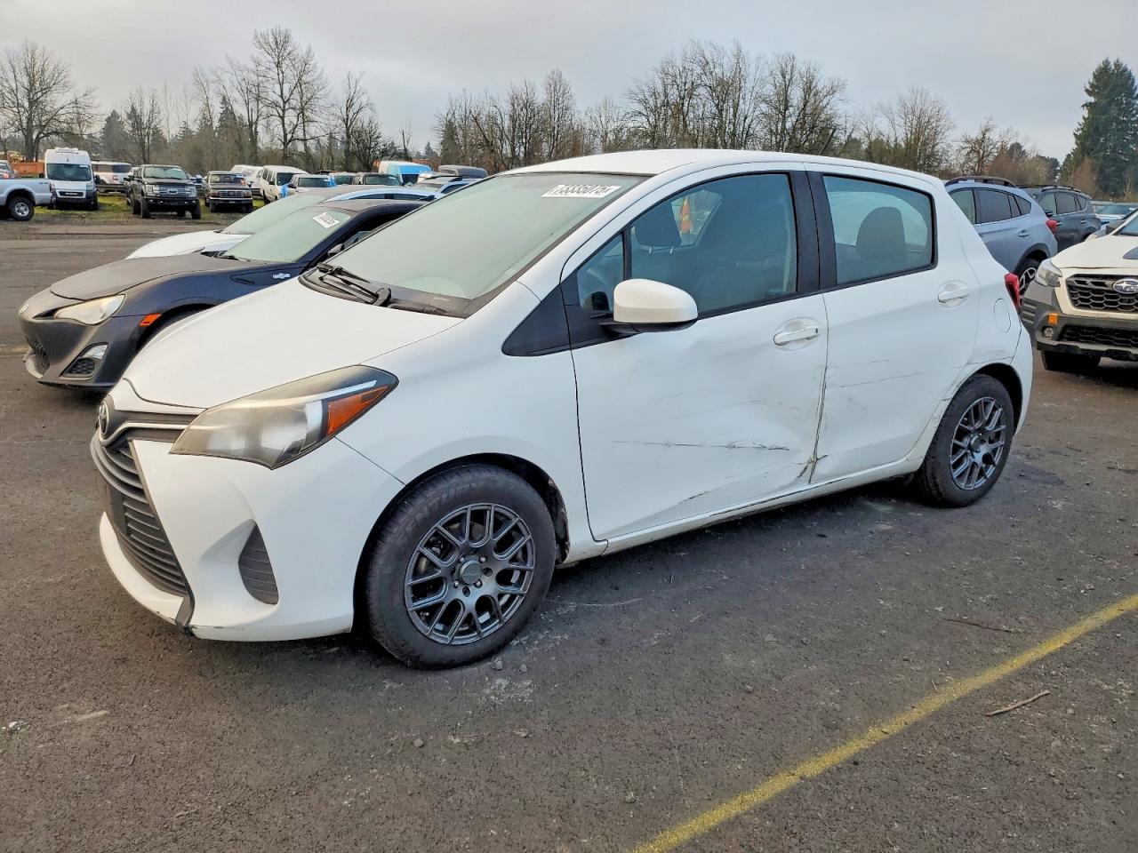 TOYOTA YARIS 2015