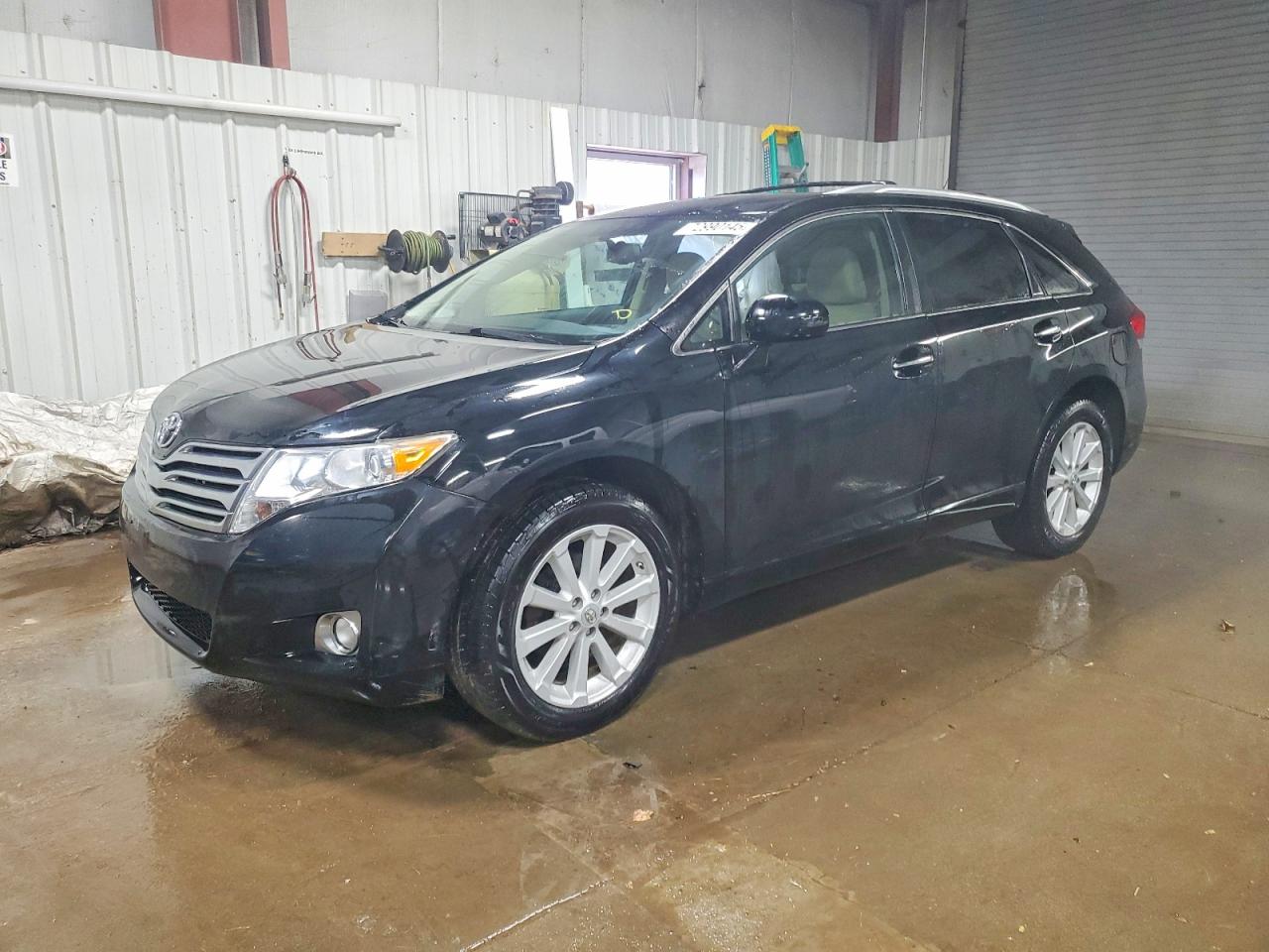 TOYOTA VENZA 2011