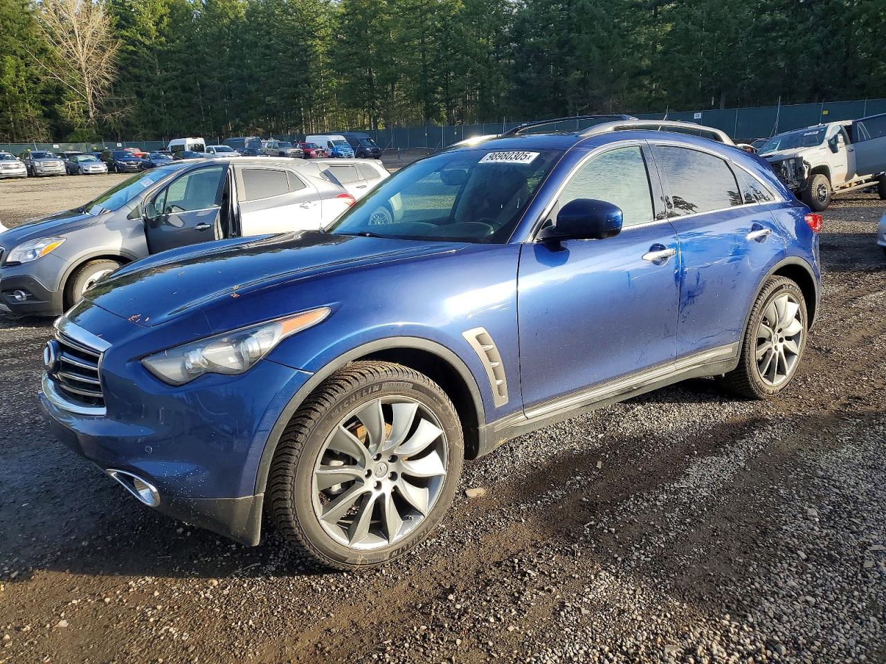 INFINITI FX35 2012