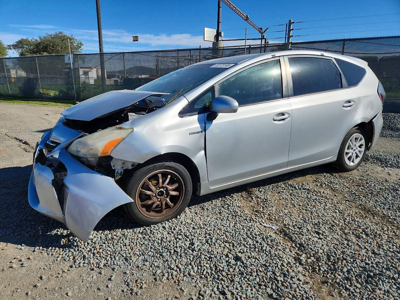 TOYOTA PRIUS V 2014