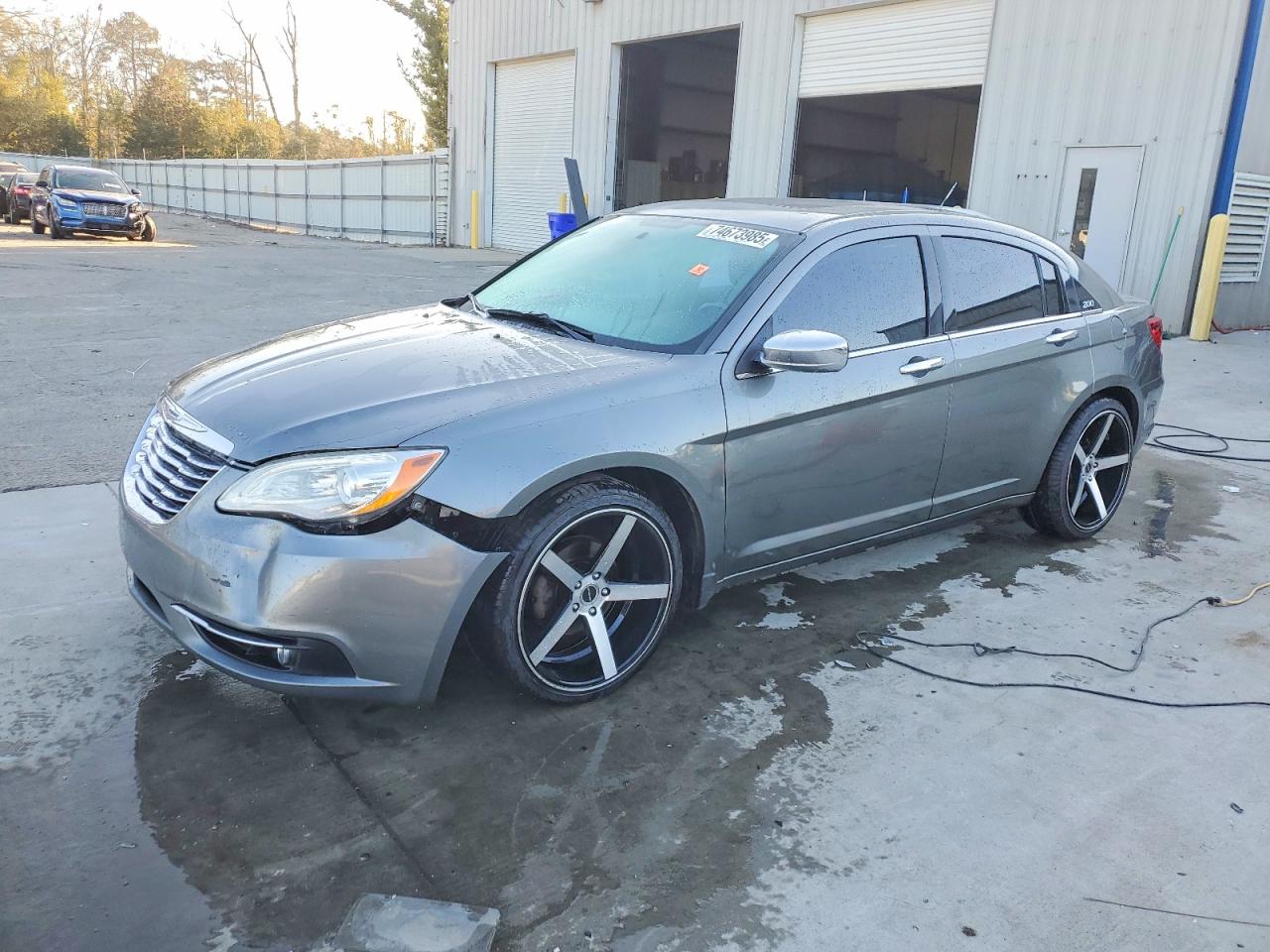 CHRYSLER 200 2012