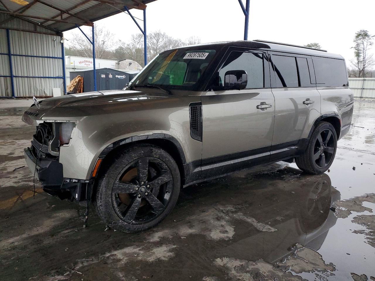 LAND ROVER DEFENDER 2025