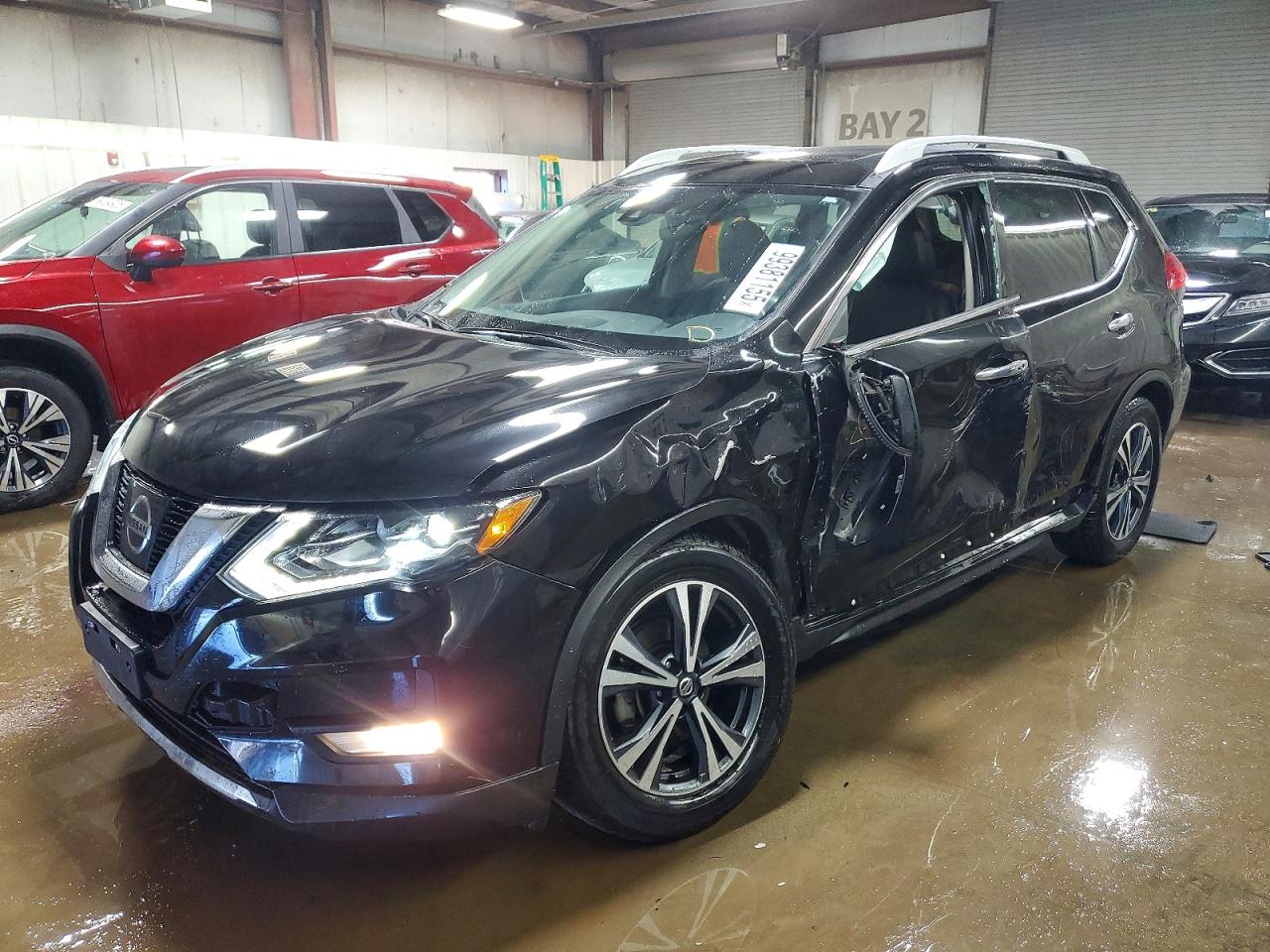NISSAN ROGUE 2017