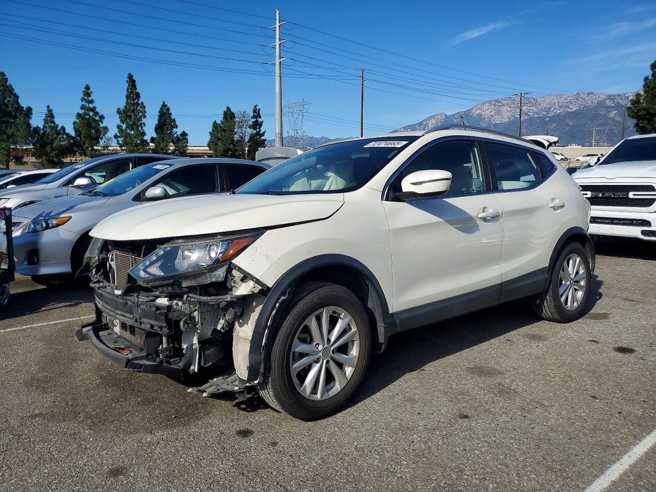 NISSAN ROGUE SPORT 2017