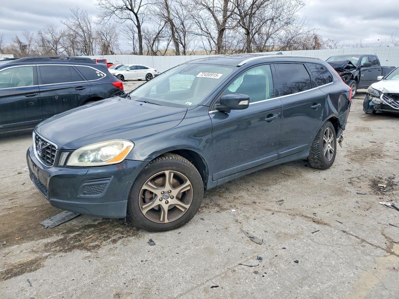VOLVO XC60 T6 2013
