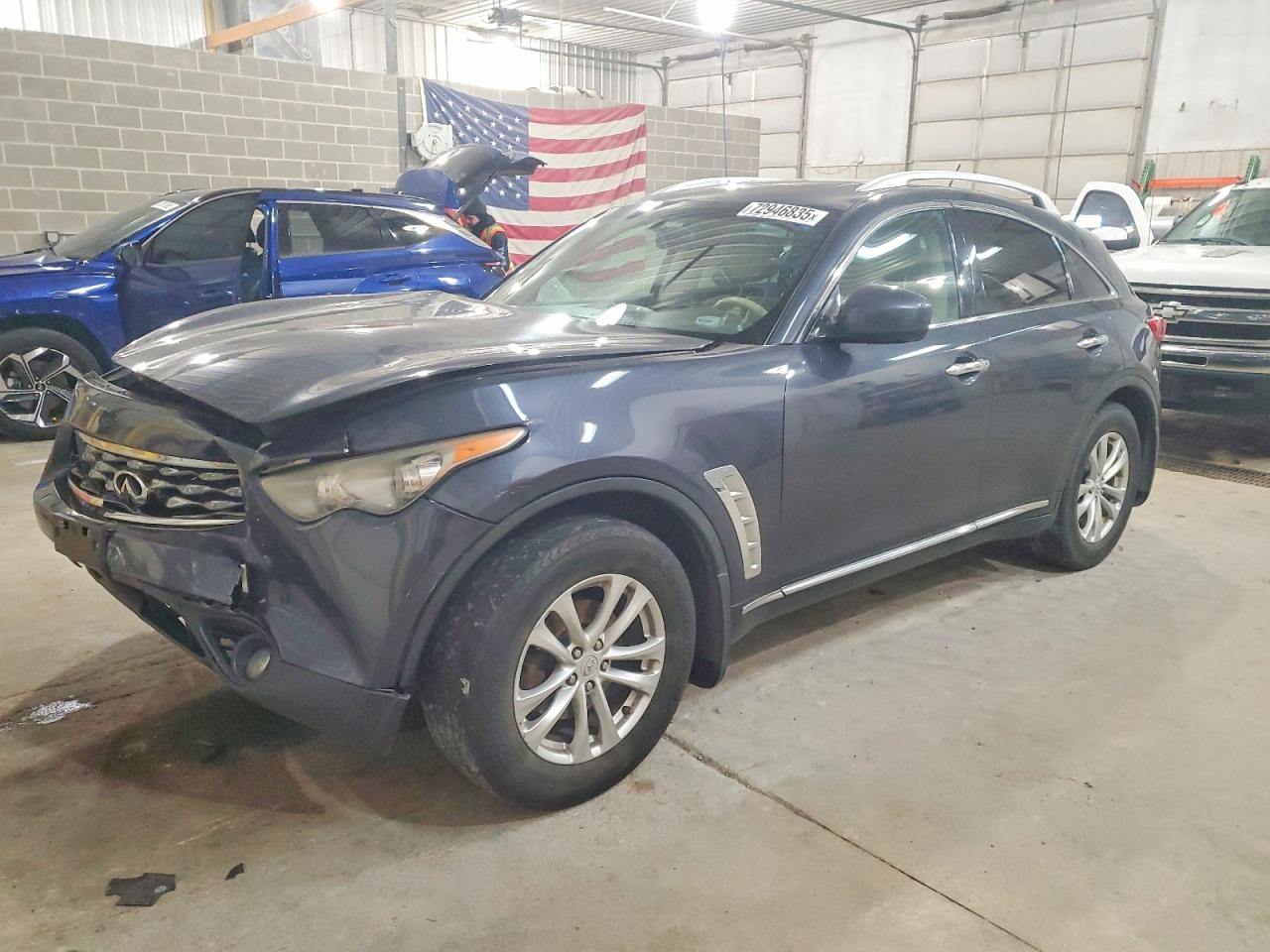 INFINITI FX35 2011