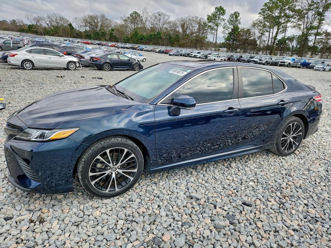 TOYOTA CAMRY SE 2020