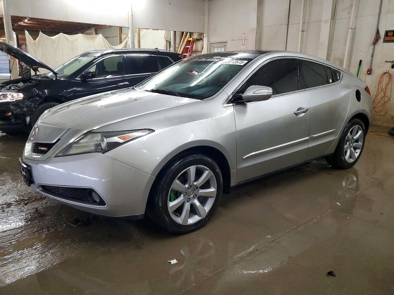 ACURA ZDX 2010