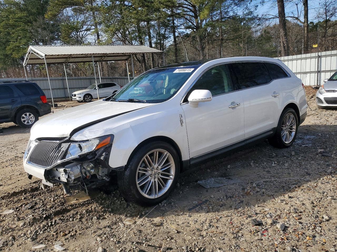 LINCOLN MKT 2014