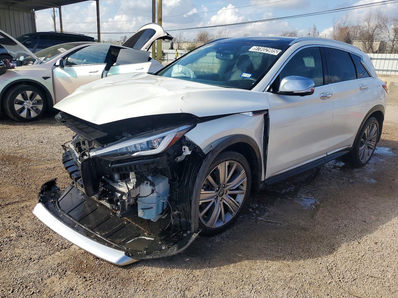 INFINITI QX50 2021