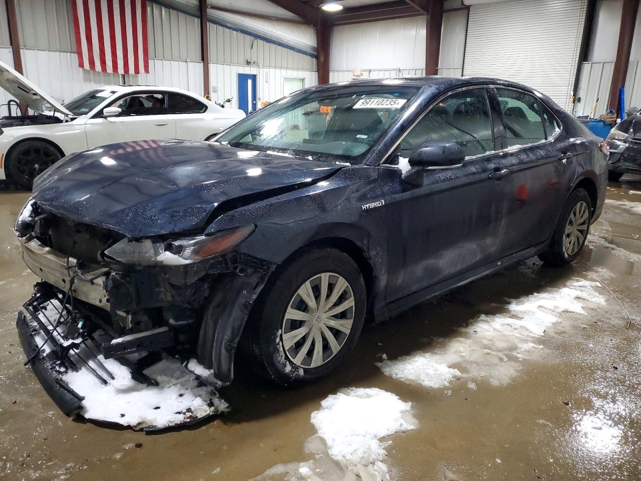 TOYOTA CAMRY HYBRID 2021
