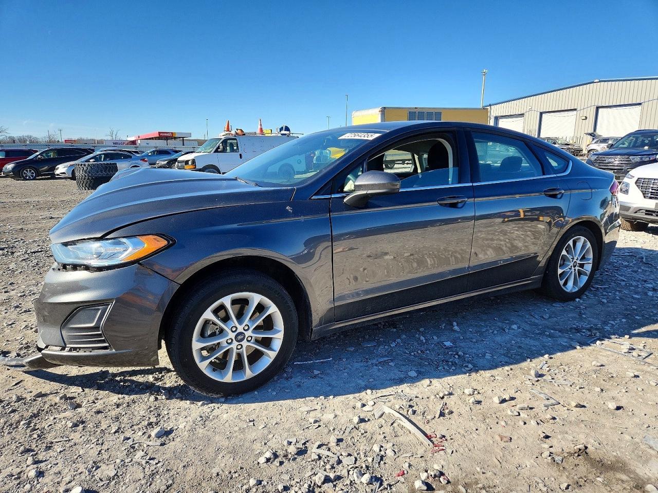 FORD FUSION 2019