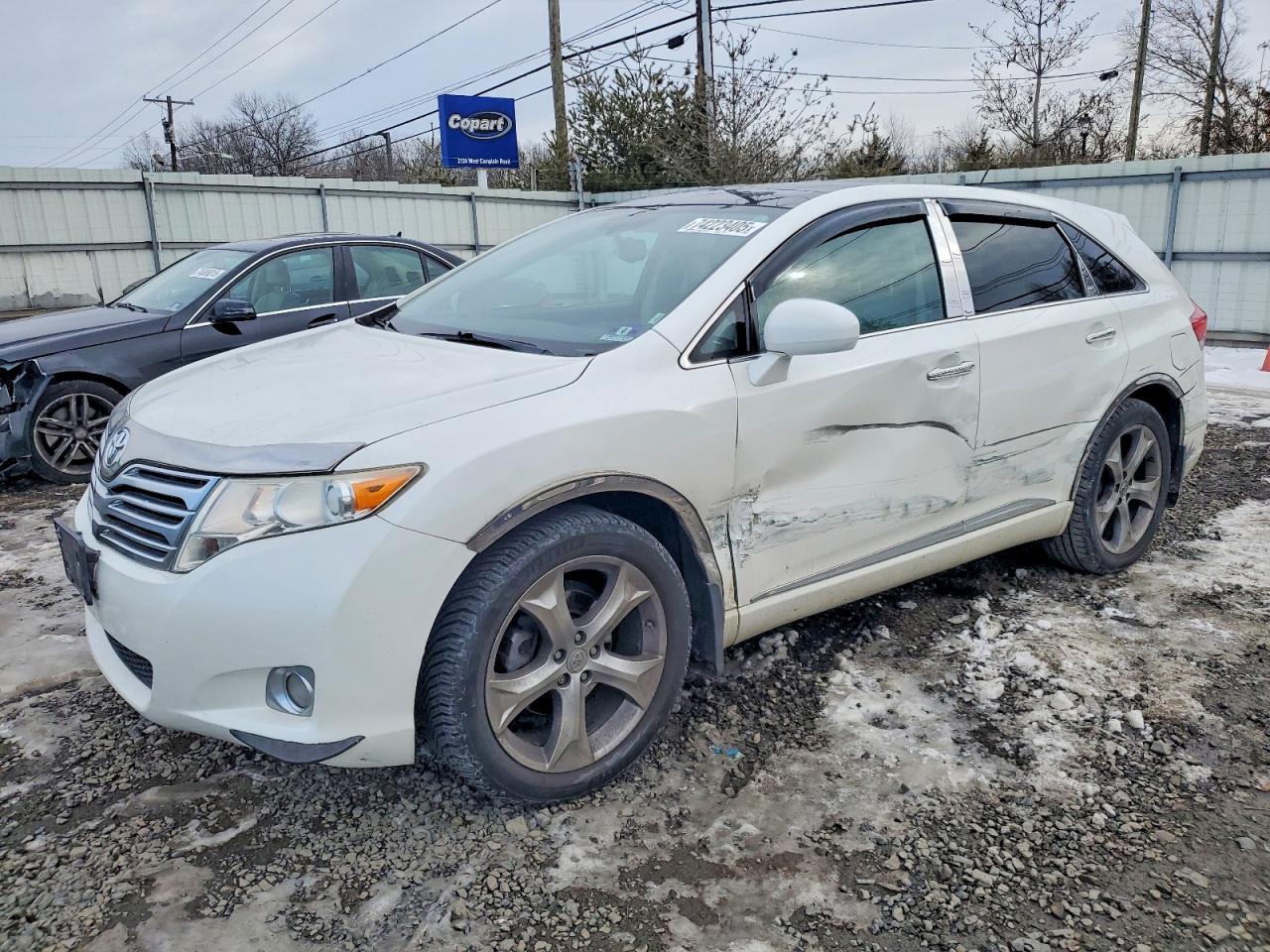 TOYOTA VENZA 2011