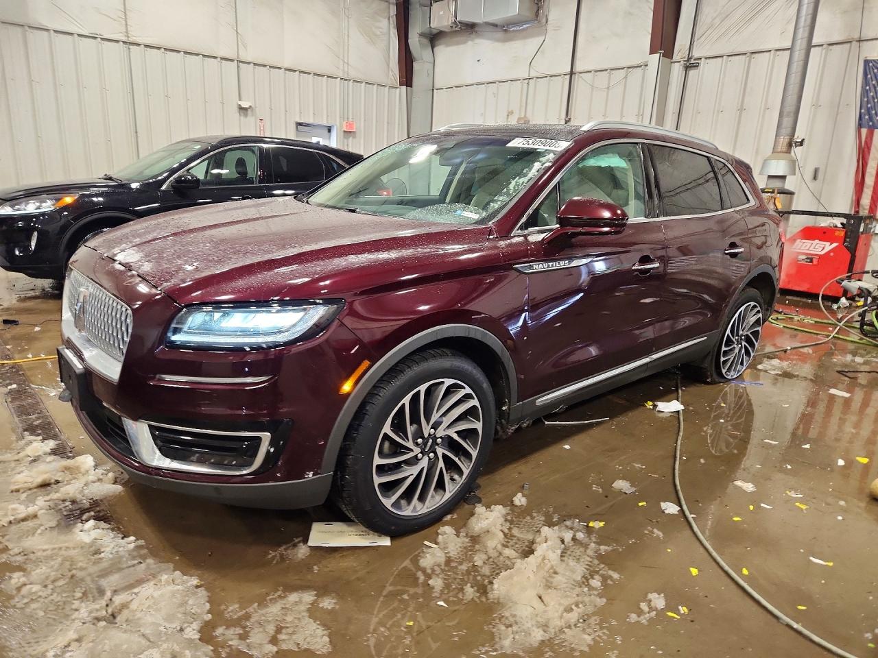 LINCOLN NAUTILUS 2020