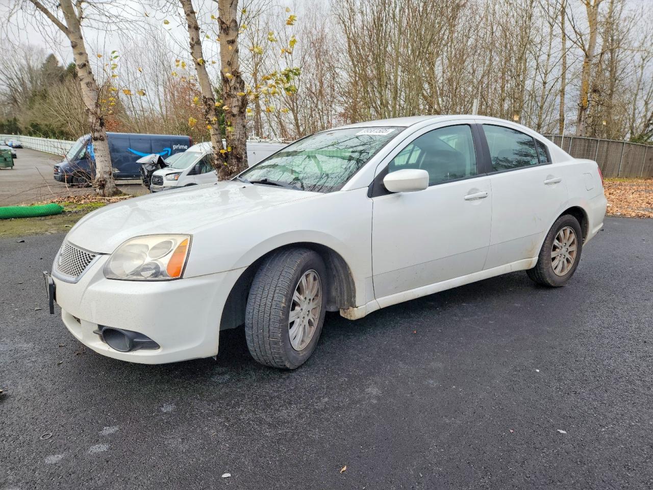 MITSUBISHI GALANT 2012