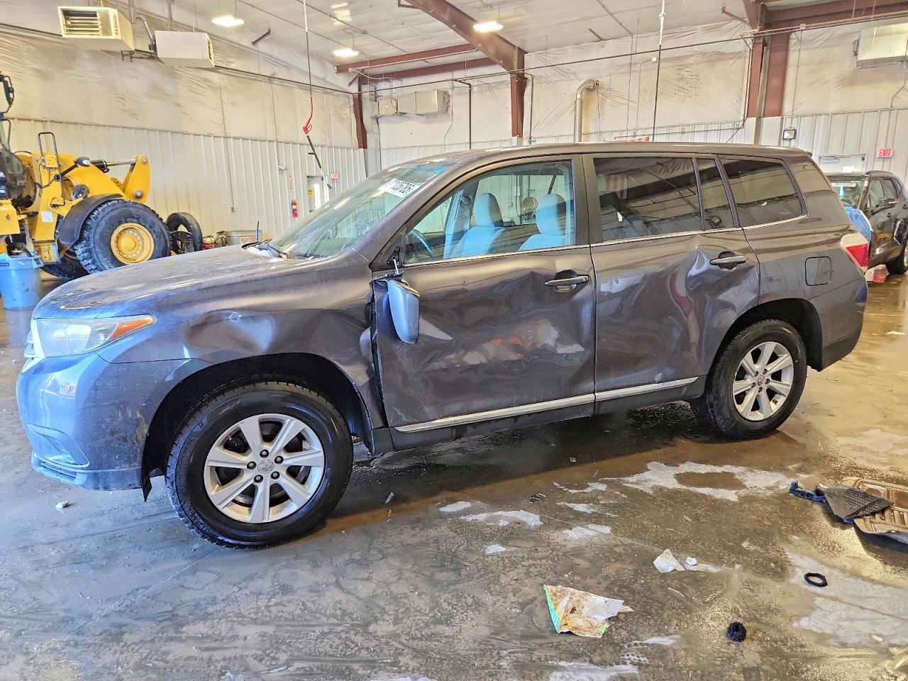 TOYOTA HIGHLANDER 2012