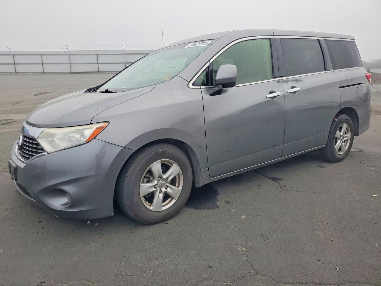 NISSAN QUEST 2015