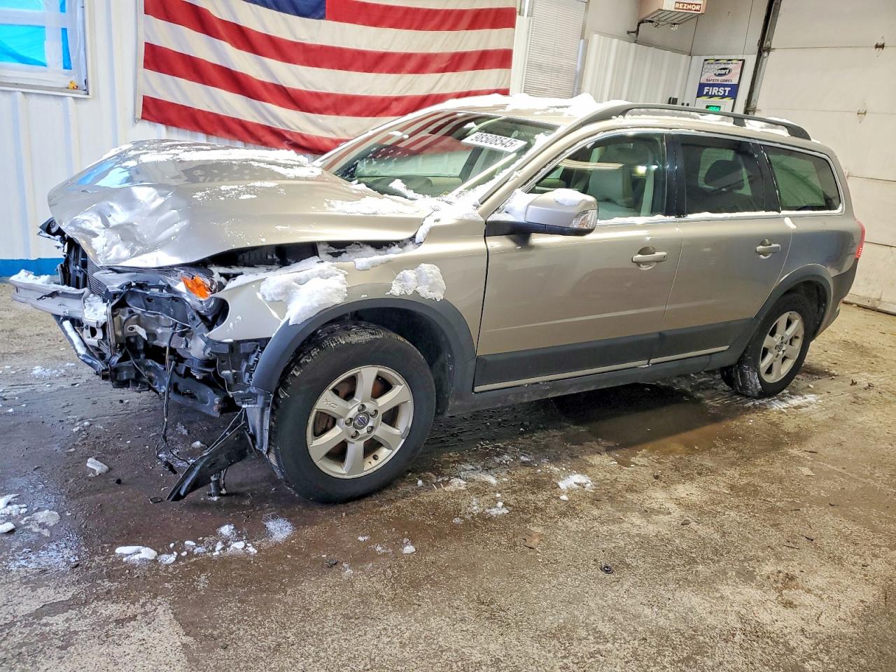 VOLVO XC70 3.2 2012