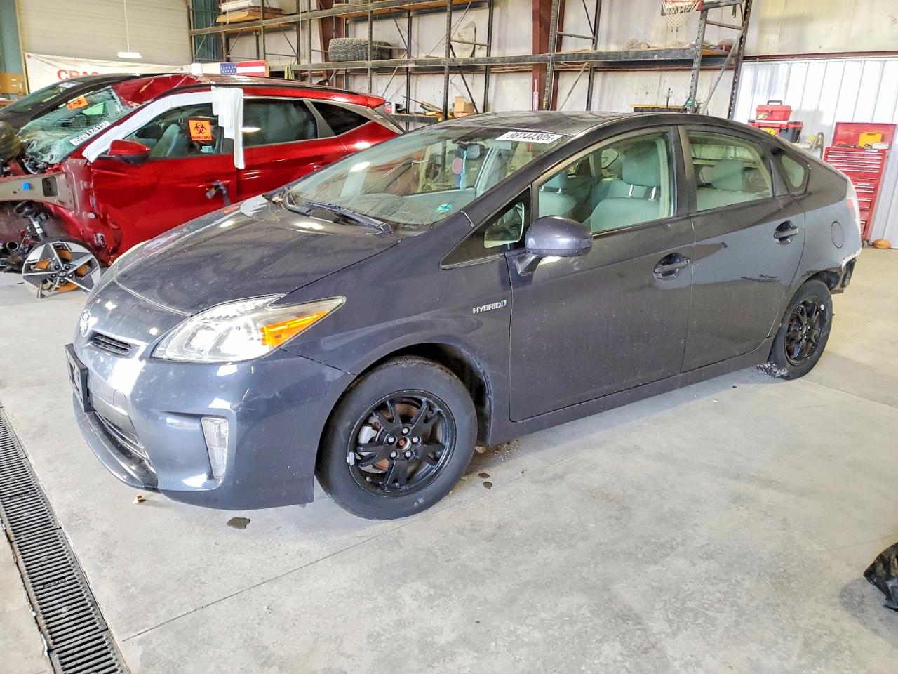 TOYOTA PRIUS 2013