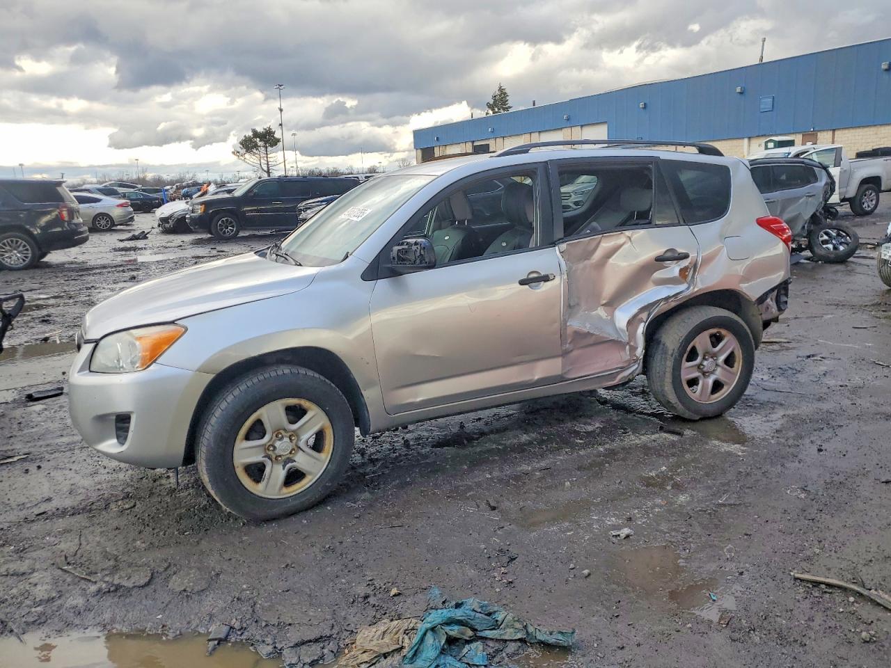 TOYOTA RAV4 2010