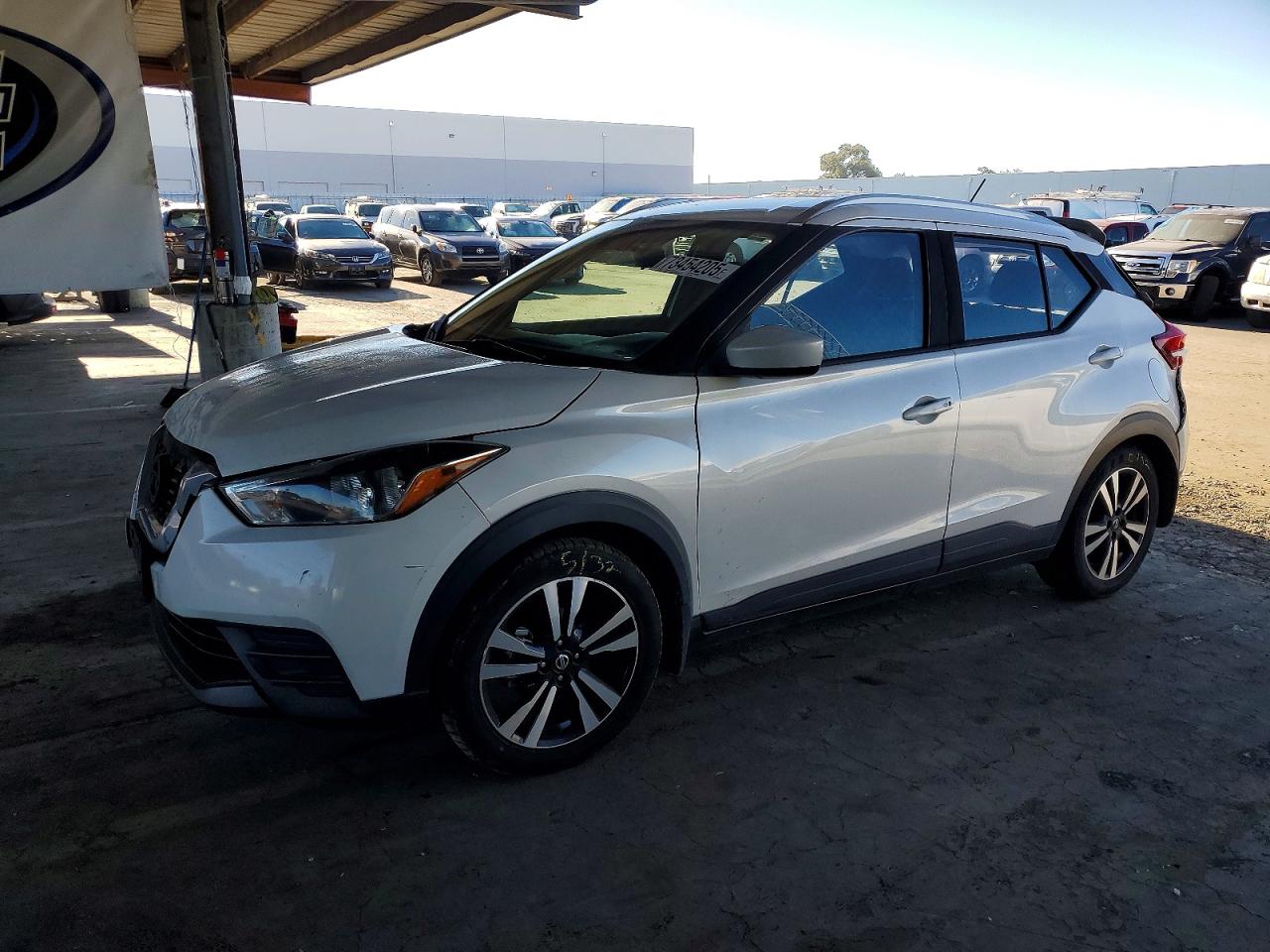 NISSAN KICKS 2020