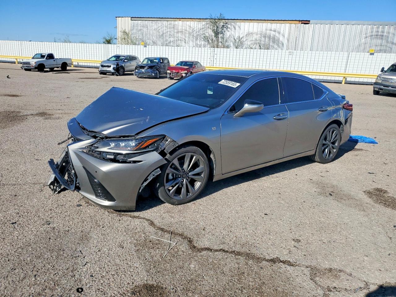 LEXUS ES 2020