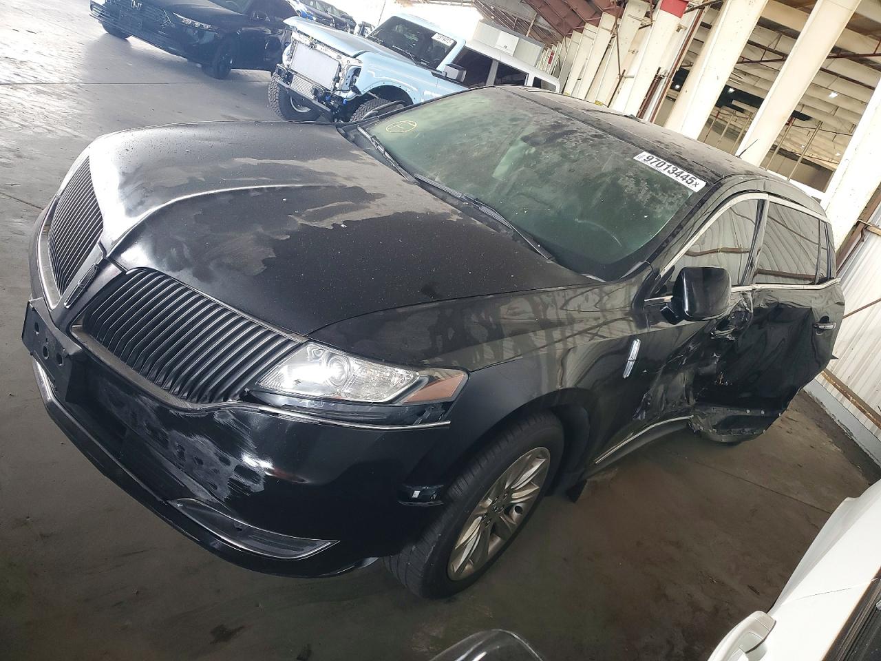 LINCOLN MKT 2016