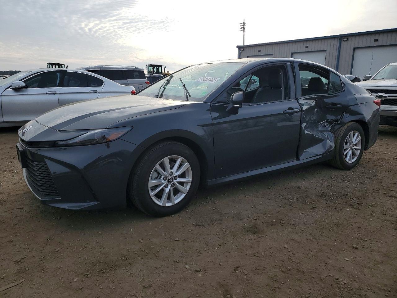 TOYOTA CAMRY 2025