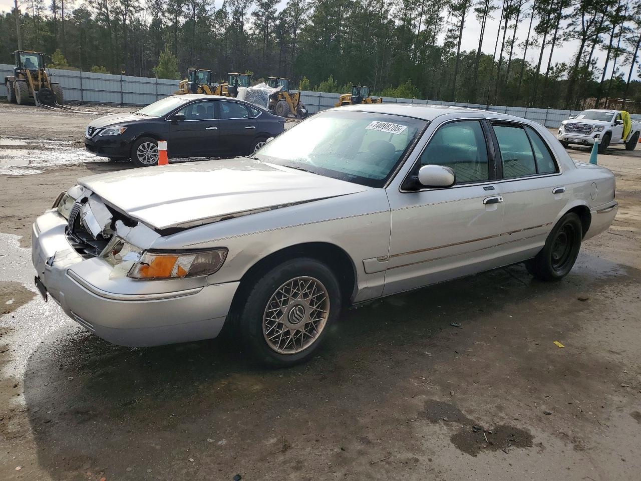 MERCURY GRAND MARQUIS 2000