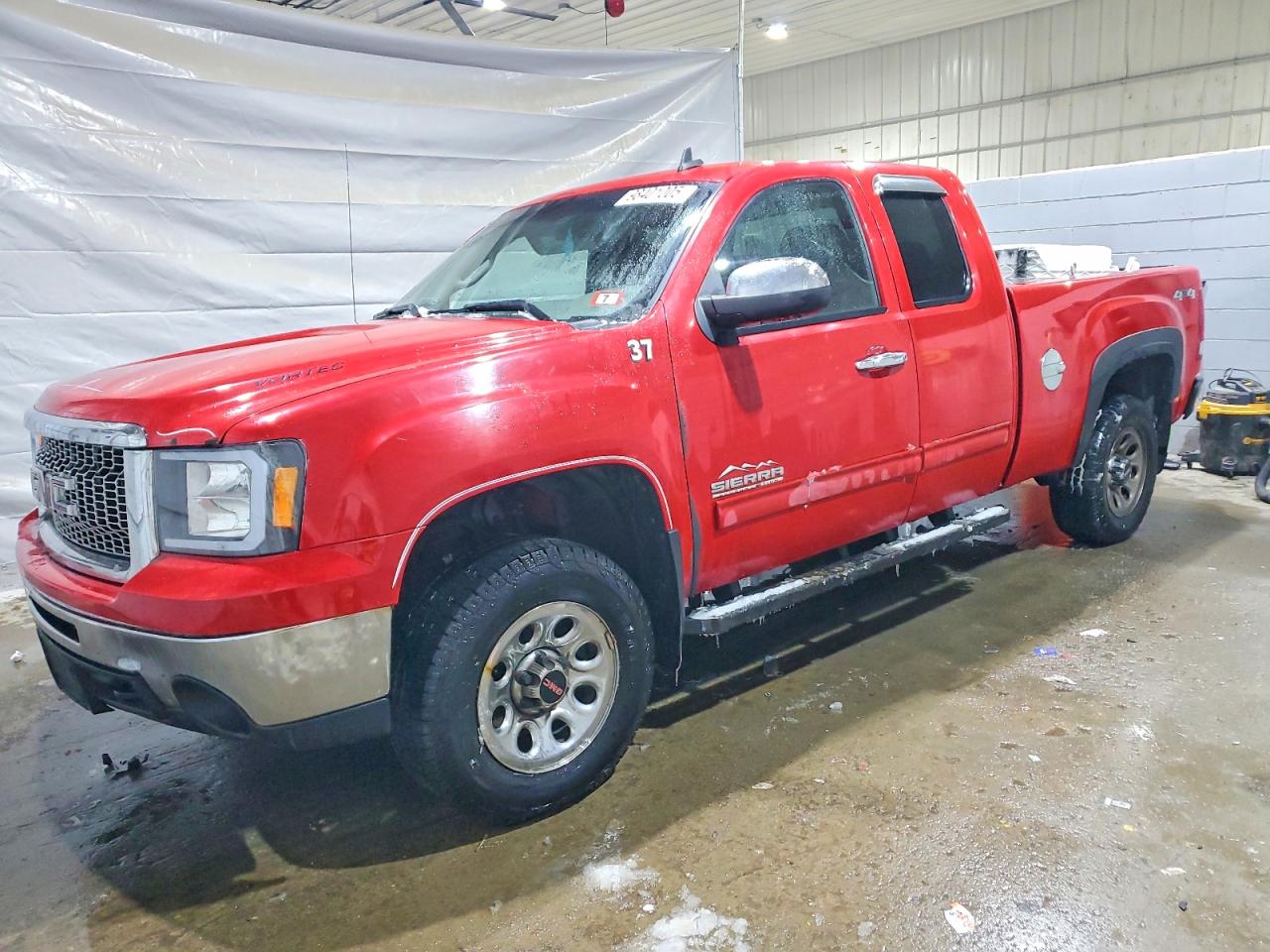 GMC SIERRA K15 2011