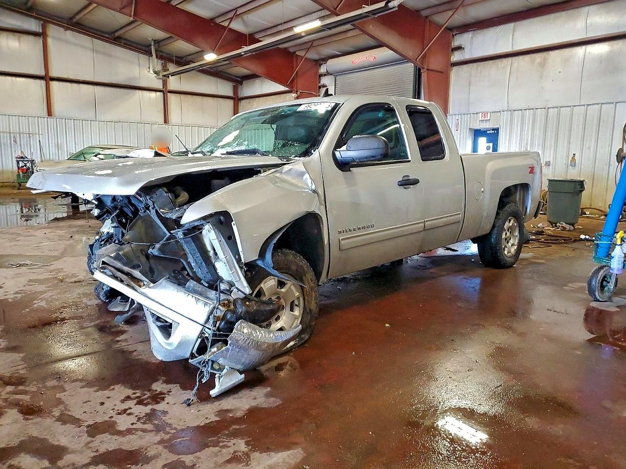 CHEVROLET SILVERADO 2013