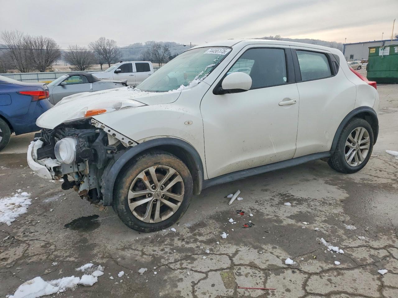 NISSAN JUKE 2013