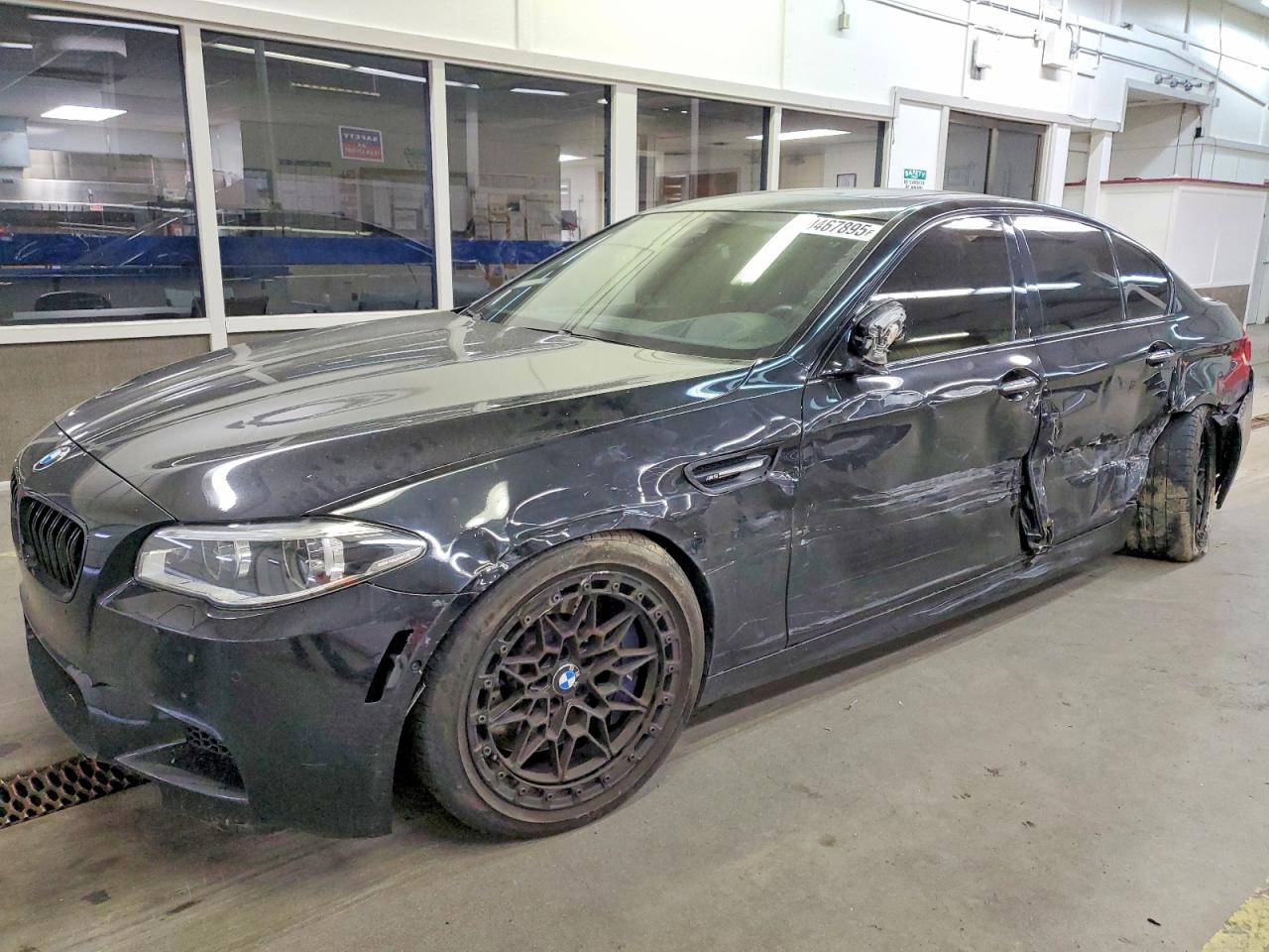 BMW M5 2016