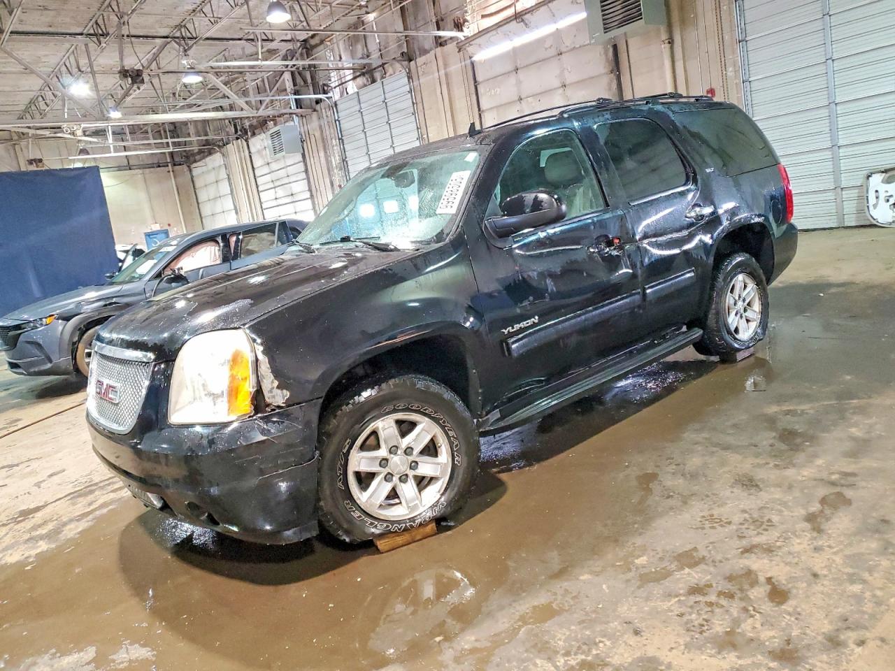 GMC YUKON SLT 2010