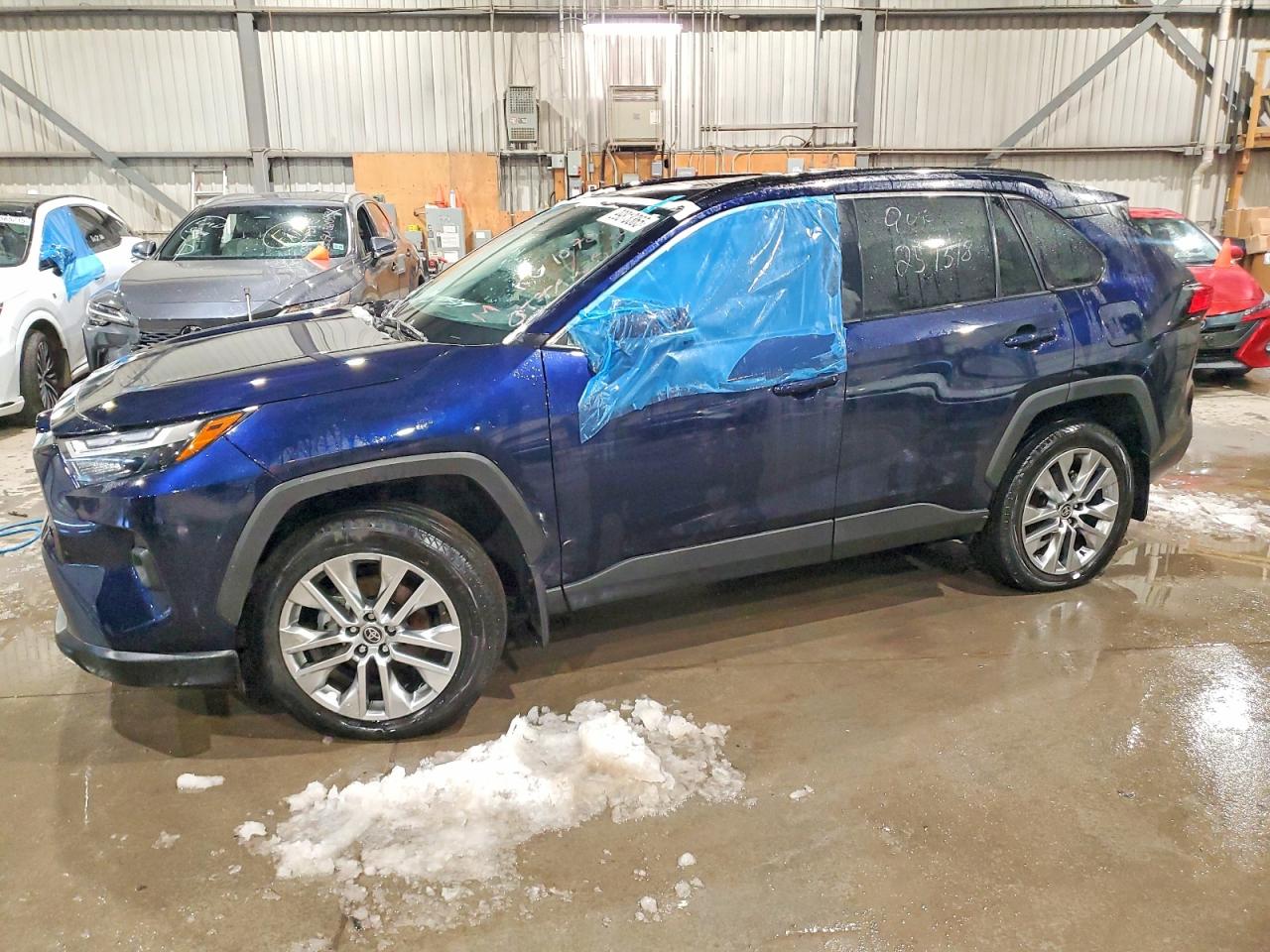 TOYOTA RAV4 2024
