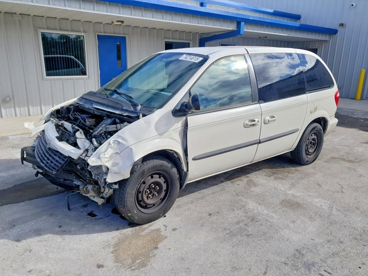 CHRYSLER VOYAGER LX 2003