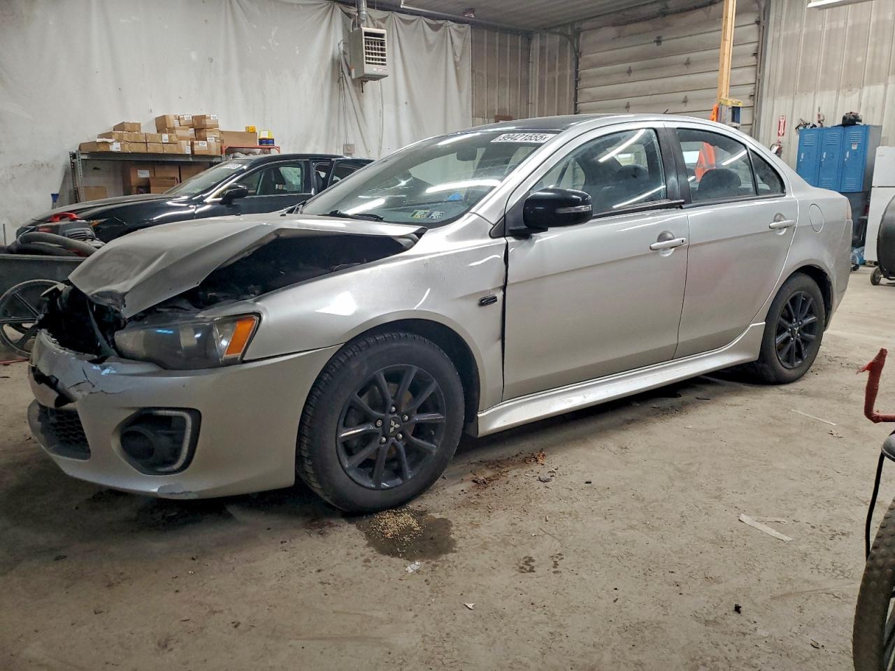 MITSUBISHI LANCER ES 2017