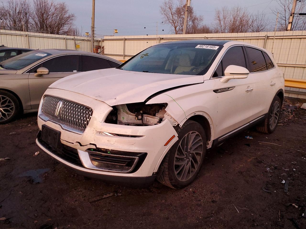 LINCOLN NAUTILUS R 2019