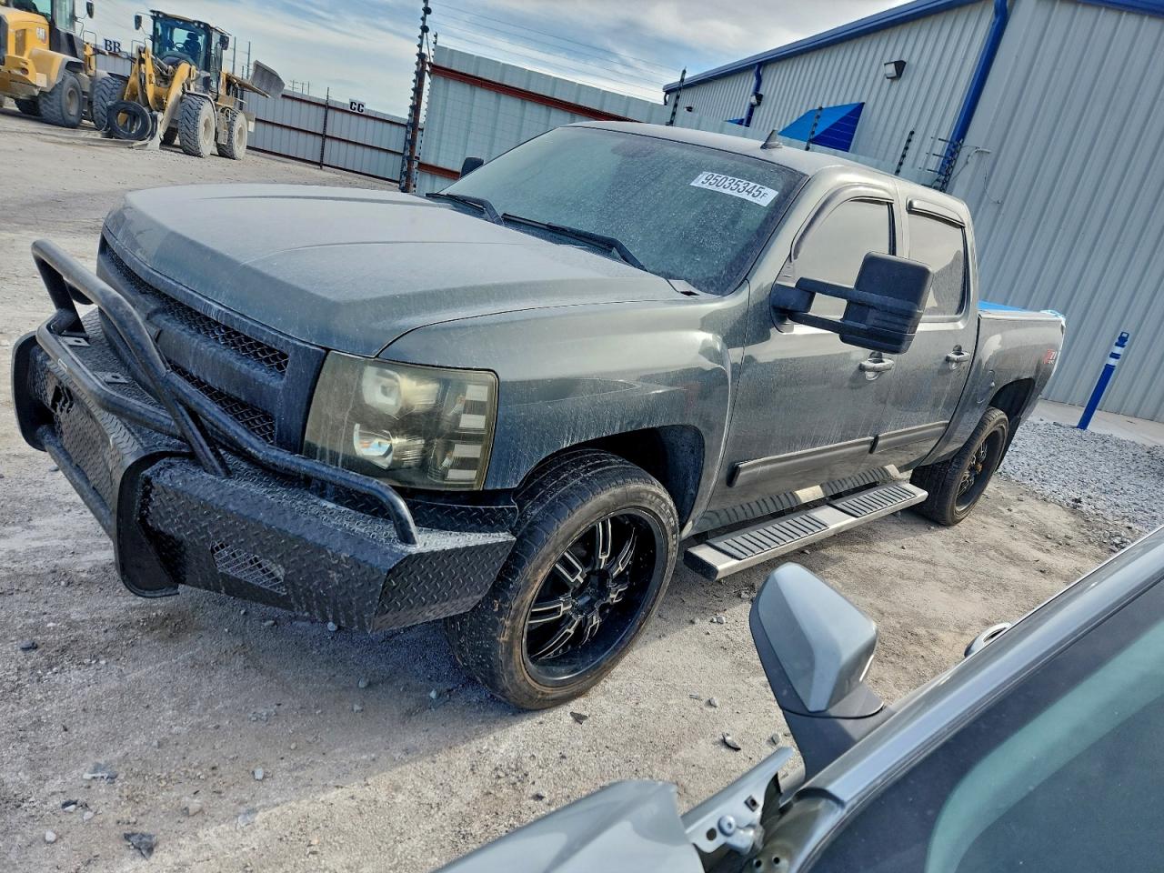 CHEVROLET SILVERADO 2011