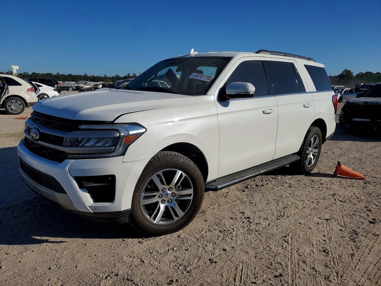 FORD EXPEDITION 2023