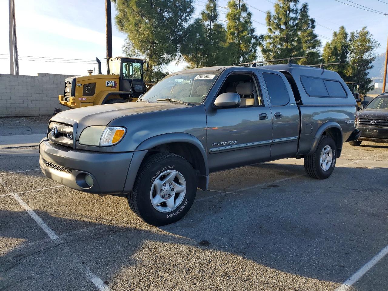 TOYOTA TUNDRA 2004