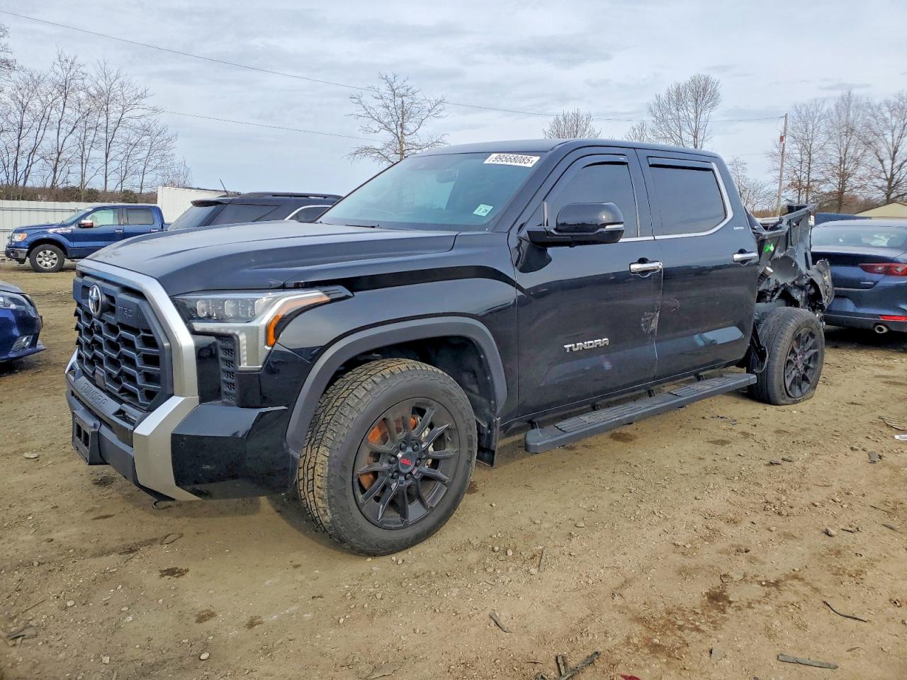 TOYOTA TUNDRA 2023